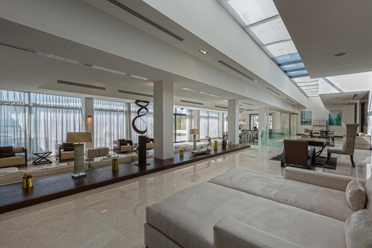 Villa Paradise Nurai - 6 Bedrooms Abu Dhabi
