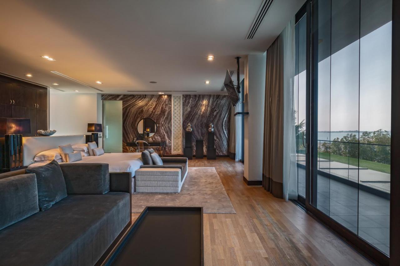 Paradise Nurai - 6 Bedrooms