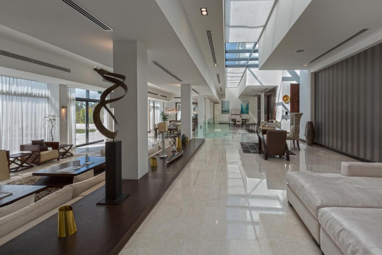 Paradise Nurai - 6 Bedrooms * Abu Dhabi